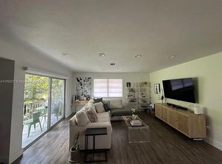 9392 SW 77th Ave APT E6, Miami, FL 33156