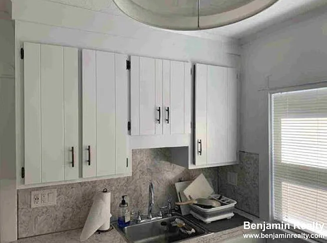 28 Beaconsfield Rd #1 — Photo 3