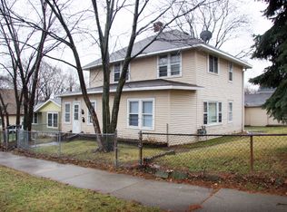 425 24th Ave N #1, Minneapolis, MN 55411