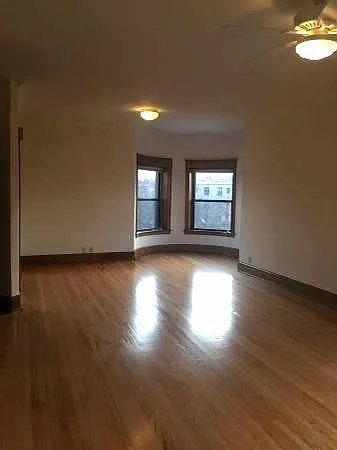 858 W Oakdale Ave — Photo 10