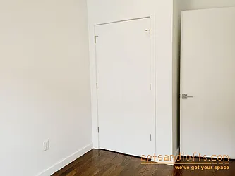 Rented by aptsandlofts.com