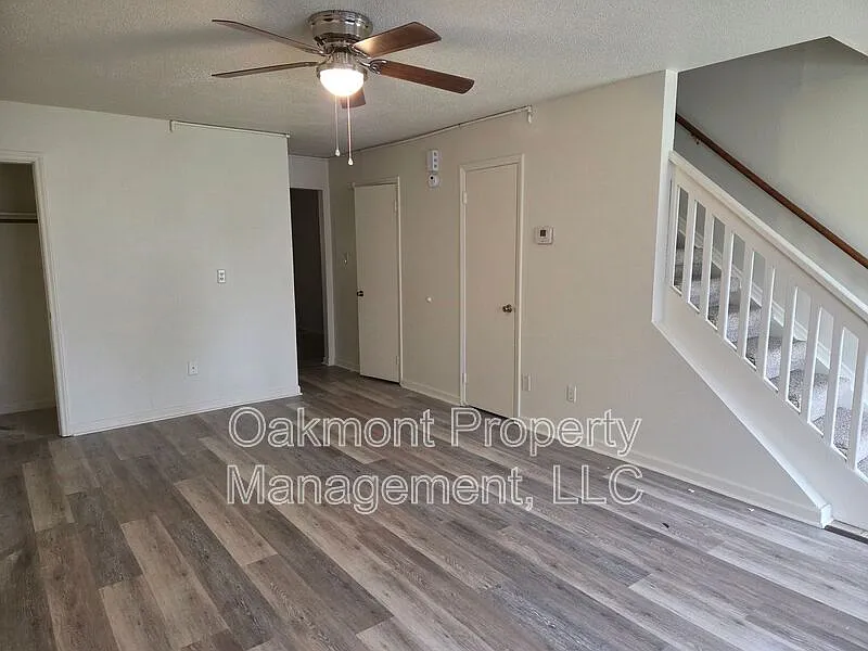 2 bed, 2.0 bath, 1088 sqft, $1,025 — Photo 4