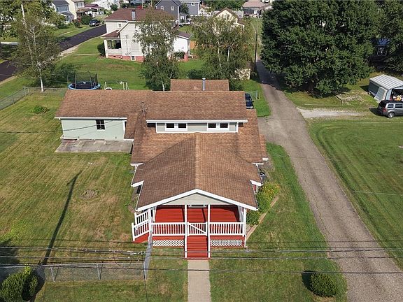 4th image of 2265 Main St