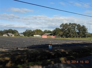 1330 Hams Farm Rd, Plant City, FL 33565