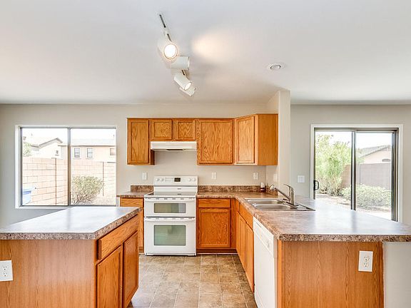 4th image of 4938 W Desert Dr