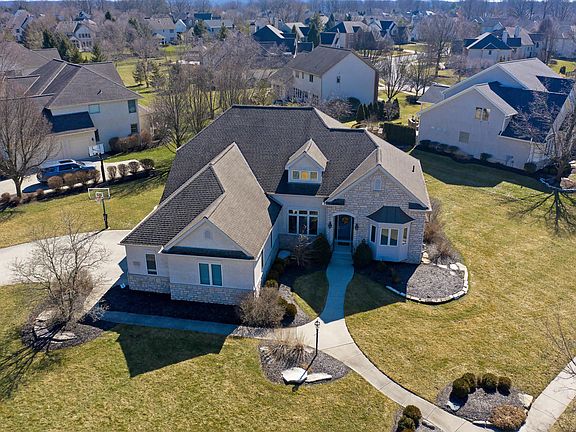 3rd image of 8278 Fallgold Ln
