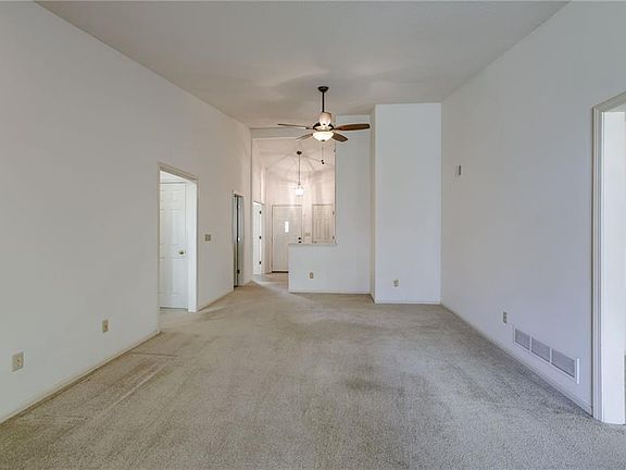 4th image of 11104 W 99th St