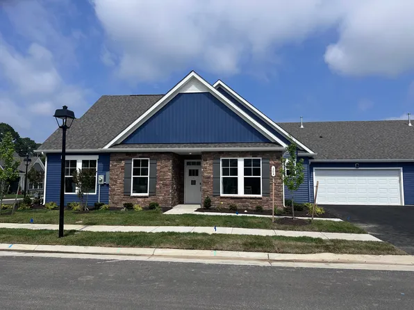 Newport w/ Loft - Villa Home, Church Square Plan, Church Square