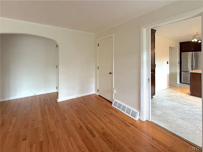 4055 Bristol Rd — Photo 4