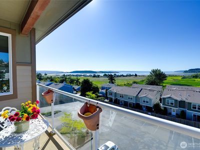 1850 SW Scenic Heights Street #B304, Oak Harbor, WA, 98277
