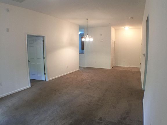 2nd image of 8196 Cabin Lake Cir Unit 104