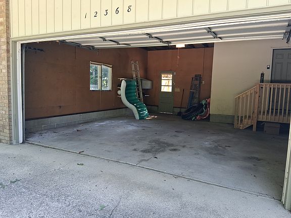 4th image of 12368 Lakeshore Dr