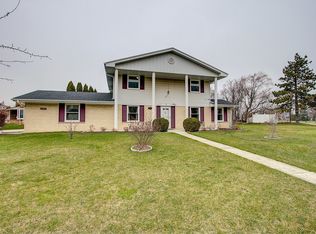 5898 Sugarbush Ln, Greendale, WI 53129