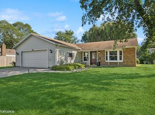 203 E Timberlane Dr, Palatine, IL 60067