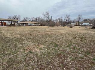 3636 W Douglas Ave #111 & 123, Wichita, KS 67203