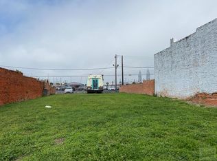 2712 Market St, Galveston, TX 77550