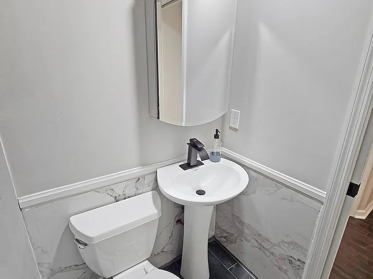 674 Harvest Rd — Photo 24