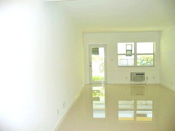 Spaceful Living room