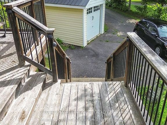 5th image of 1004A Almond Ln