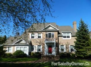 7 Norris Ln, East Setauket, NY 11733