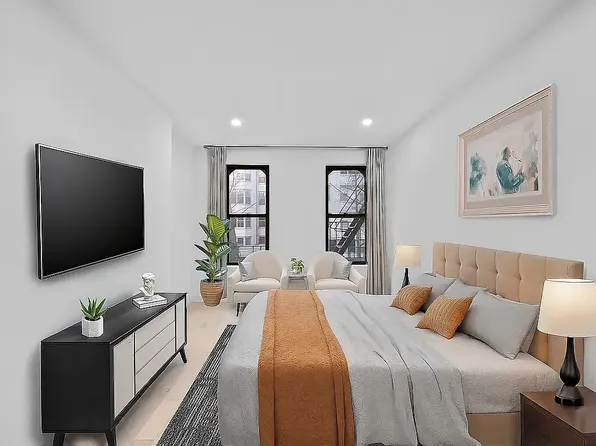 501 1/2 East 83rd Street image 4 of 5