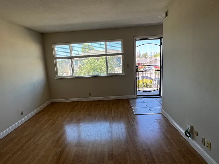 5770 Preston Dr #D — Photo 2