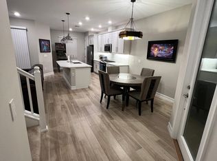 4572 Almada Ln, Wesley Chapel, FL 33543