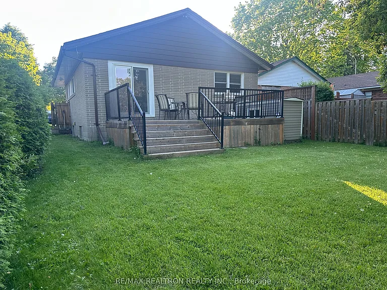 135 Treverton Dr #MAIN — Photo 17