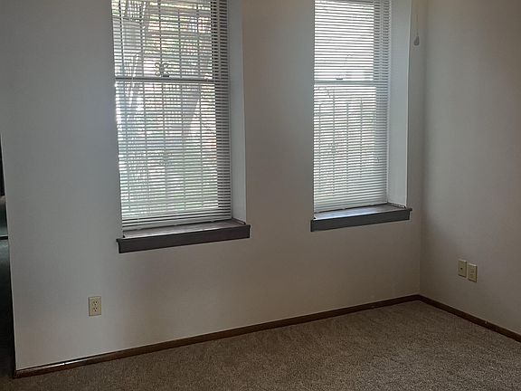 4th image of 240 Carrington St APT 3