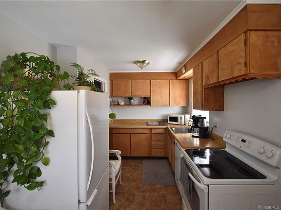 5th image of 651 Westfield Ave