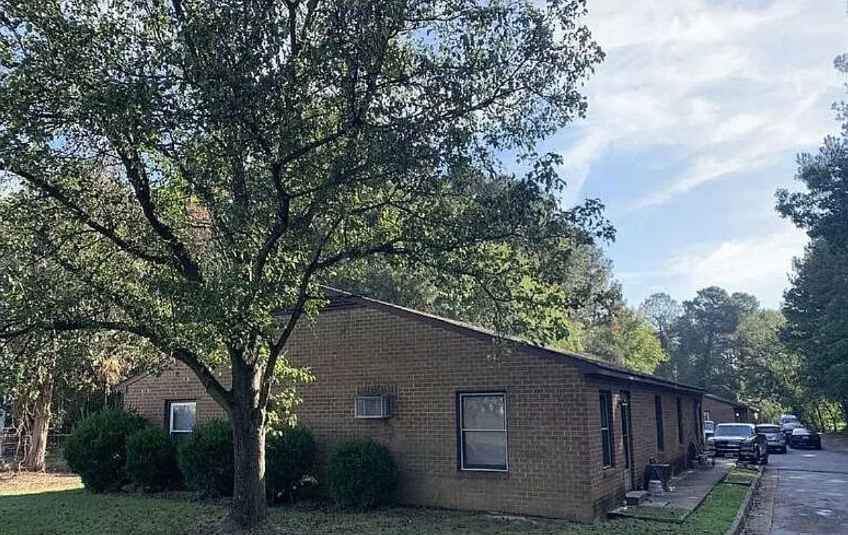 1 bed, 500 sqft, $895 — Photo 1