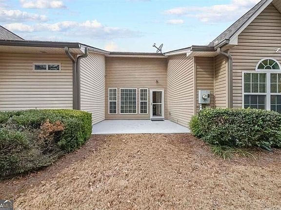 5th image of 3916 Abbott Way #2