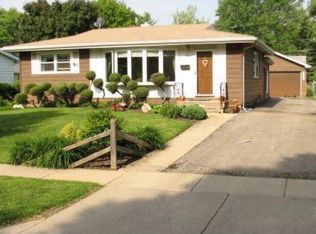 3805 Eagle Ln, Rolling Meadows, IL 60008