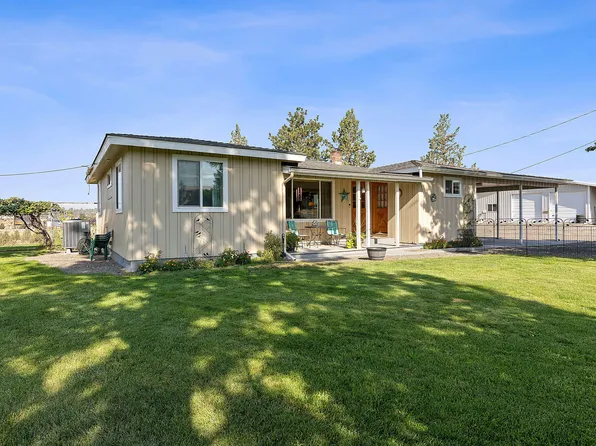 1604 S Adams Dr, Madras, OR 97741