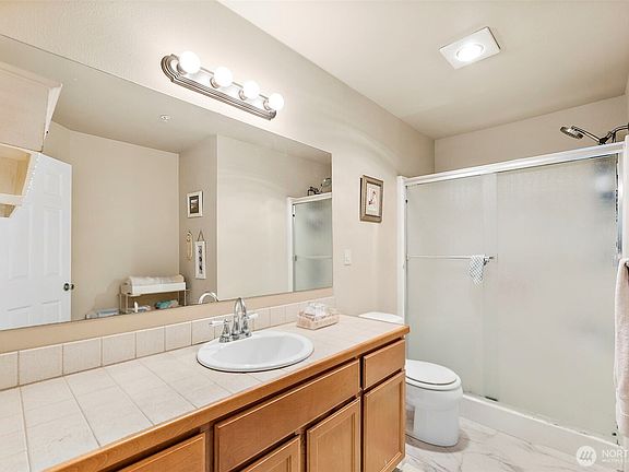 4th image of 1012 109th Street Ct E #72