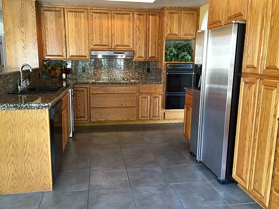 2nd image of 2065 E La Salle Way