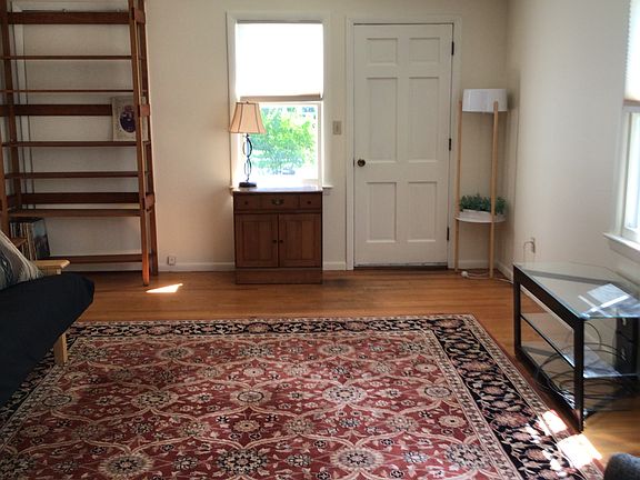 5th image of 32 Barker St