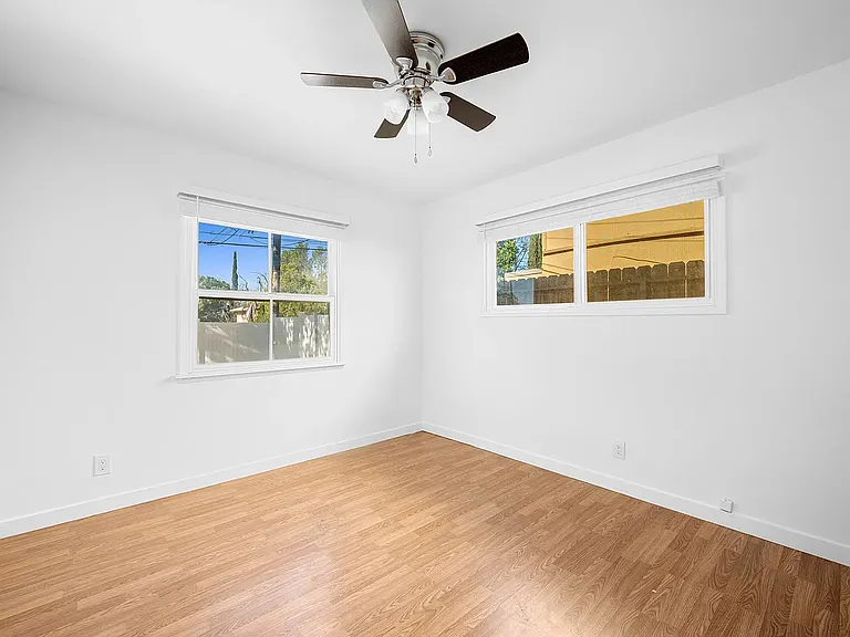 10230 Silverton Ave — Photo 14