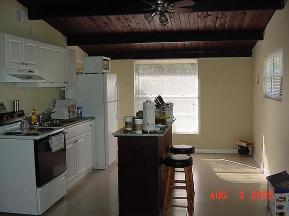 2nd image of 822 Brookwood Ct S