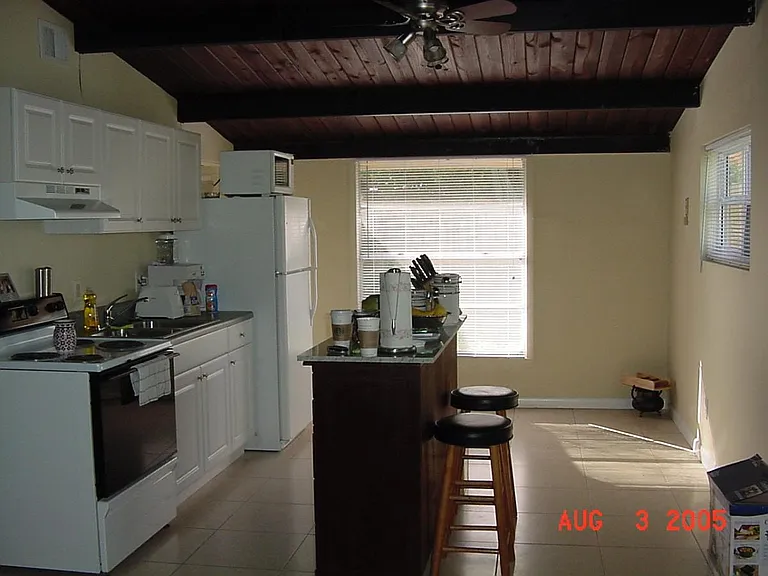 822 Brookwood Ct S — Photo 2