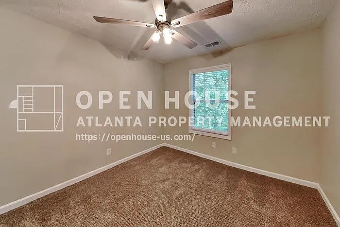 3468 Erin Gln NW — Photo 18