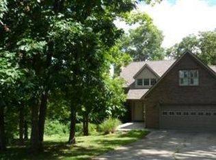 5104 Huntington Woods Rd, Frankfort, KY 40601
