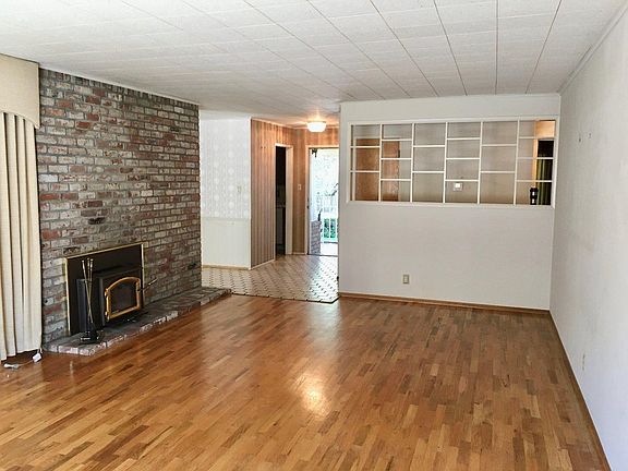 5th image of 998 Noble Ave