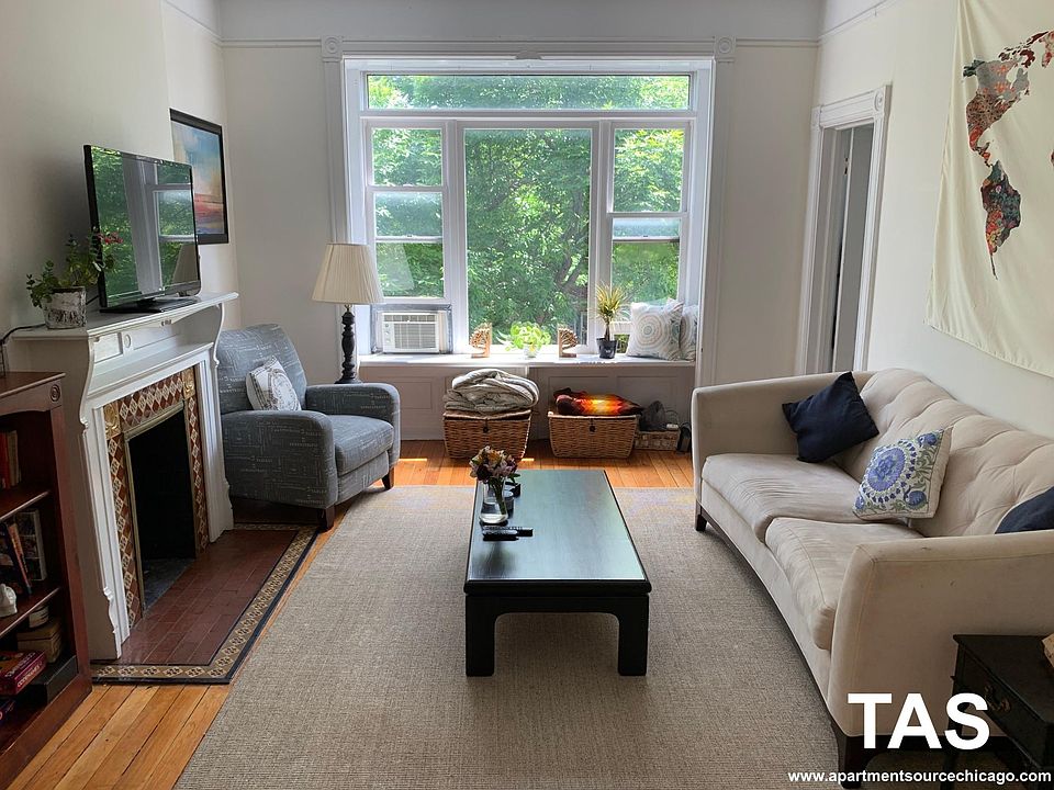 1st image of 718 W Wrightwood Ave #2