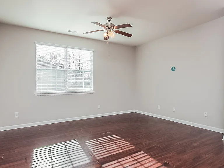 621 Rose Mallow Dr — Photo 3