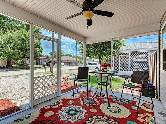 3rd image of 3837 Almond Ave