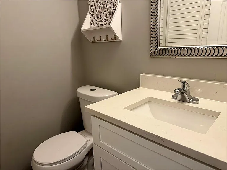 1059 Mariners Dr — Photo 22