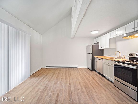 3rd image of 2922 E 35th Ave #9280314