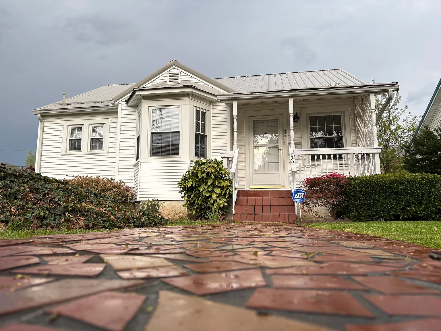 2 bed, 1100 sqft, $1,500 — Photo 1
