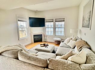 371-373 Dorchester St #5, Boston, MA 02127